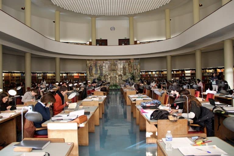 Biblioteca Geral – Fonte UC